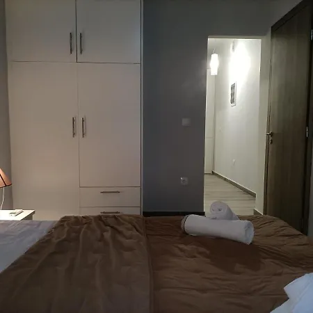 Modern Comfy * Athens