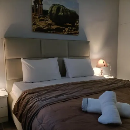 Modern Comfy Apartment Athens