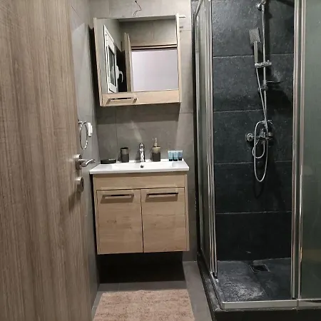 Modern Comfy Apartment Athens